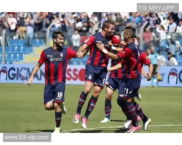 10月28日卡利亚里对克雷莫纳精彩赛事高清直播全程回顾与分析